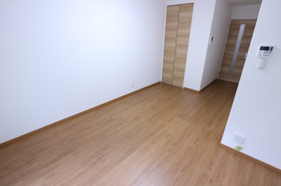 【寝室】 | パルフラッツ王居殿