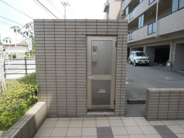 サーパス文京二丁目のその他共用部分|ゴミ庫