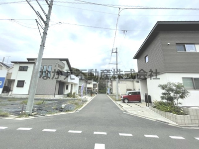 【前面道路含む現地写真】 | 仲介手数料無料　日野市旭が丘1丁目新築戸建て（4号地）