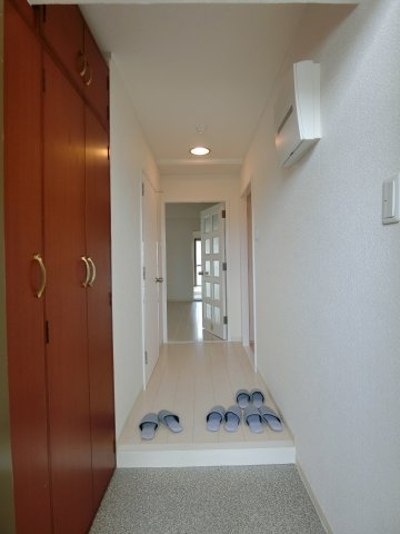 第一青葉マンションの玄関