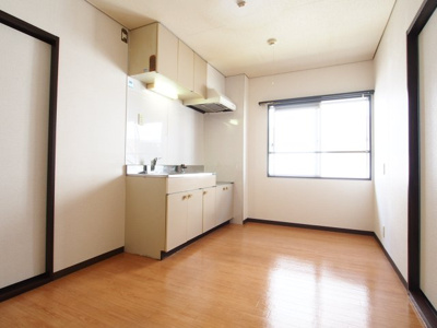 【居間・リビング】 | 沼善ハイツ