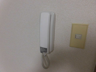 【設備】 | バッカスＹ＆Ｔ | 受話器付きインターホンです