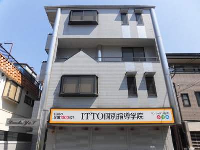 【外観】 | バッカスＹ＆Ｔ | シンプルで綺麗な外観です。