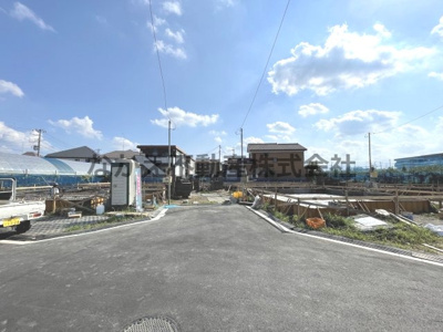 【前面道路含む現地写真】 | 仲介手数料無料　府中市日新町2丁目新築戸建て7棟　A号棟