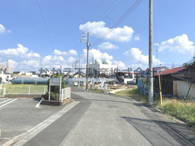 【前面道路含む現地写真】 | 仲介手数料無料　府中市日新町2丁目新築戸建て7棟　A号棟