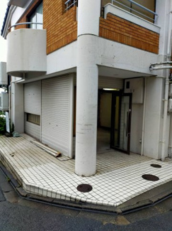 【エントランス】