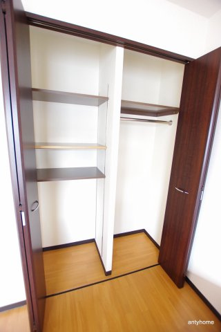 アーバンフラッツ西中島　仲介手数料無料の収納