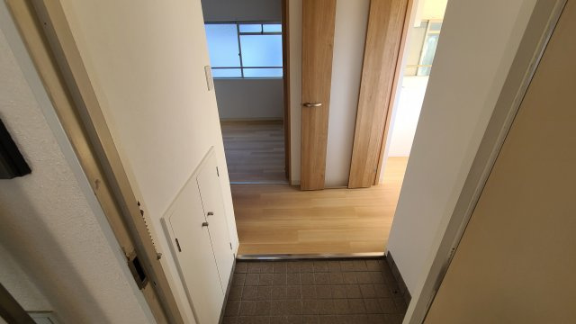 M&Cビルの玄関|前回リフォーム参考画像☆神戸市垂水区　M&Cビル☆