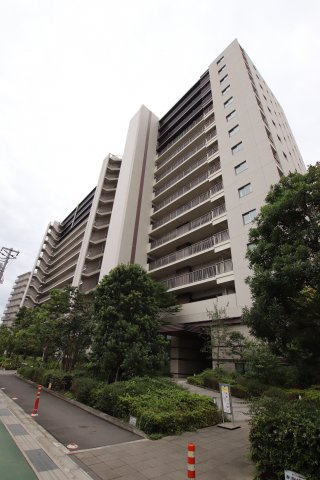 シャリエ小台リバーフォートの外観