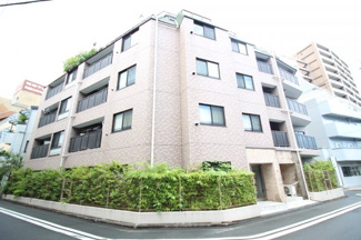 【外観】 | JR川崎駅から徒歩2分という好立地に建つマンション外観です！