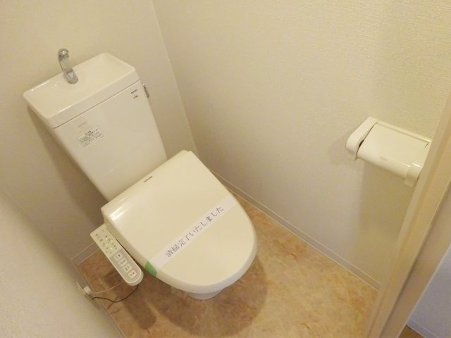 ル シェルのトイレ|同建物の同タイプ