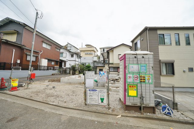 すまい給付金利用可。緑豊かな住環境♪保土ヶ谷区仏向町　新築戸建ての外観|建物は2021年11月完成予定です