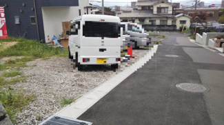 【前面道路含む現地写真】