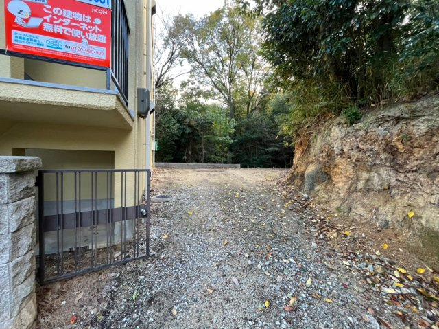 ぺディコート神戸舞子坂のエントランス