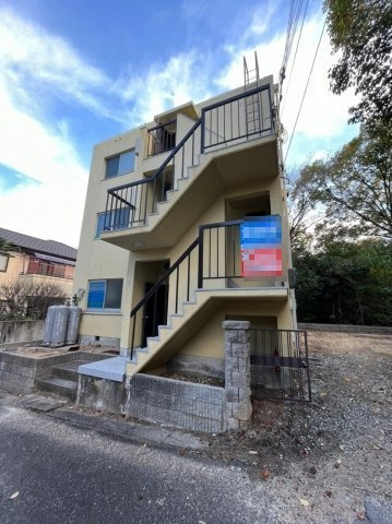 ぺディコート神戸舞子坂の外観