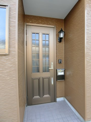 サニーサイドの玄関