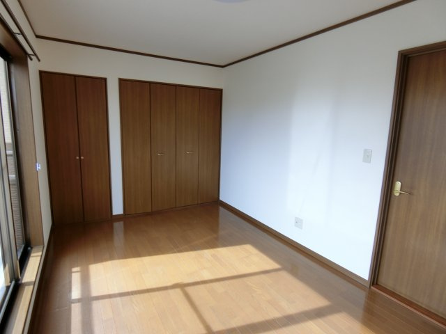 サニーサイドの洋室