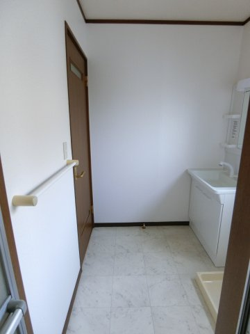 サニーサイドの洗面所