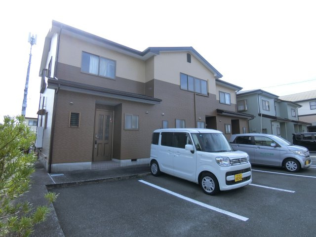 サニーサイドの駐車場