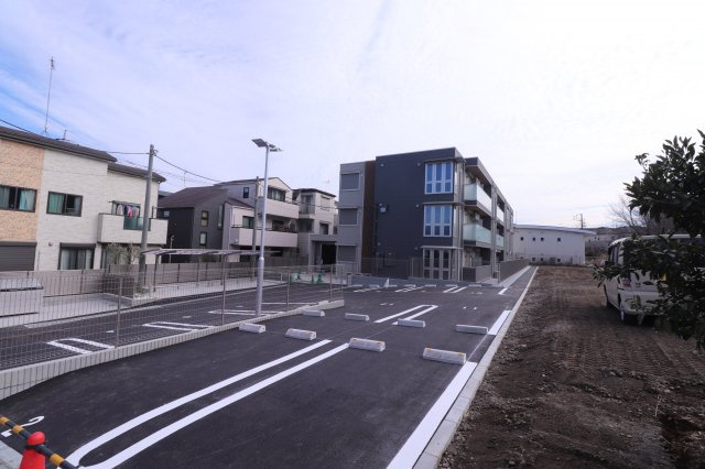 サニーウェルくぬぎ坂Ⅰの駐車場