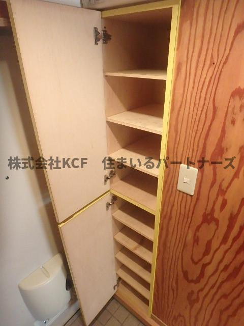 シャント国分の収納|ちょっとした収納スペースも充実しています
