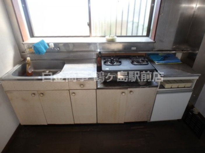 坂戸市善能寺中古戸建のキッチン