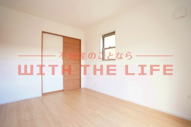 カーサクレスト【キャッシュバック対象物件】の寝室|落ち着いて過ごせるお部屋なので、寝室にいかがでしょうか