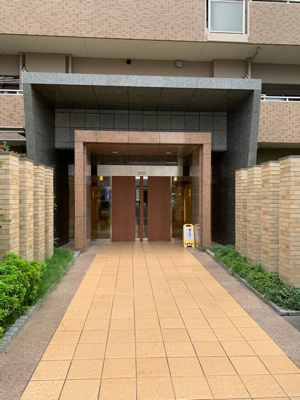 【エントランス】 | ローレルコート藤井寺