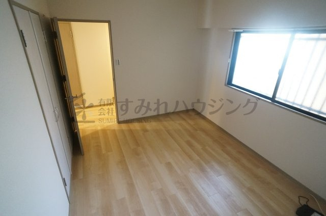 シャルマンコーポ荒牧の寝室