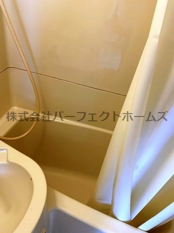 昭光マンションの浴室|日々の疲れを癒すお風呂付です