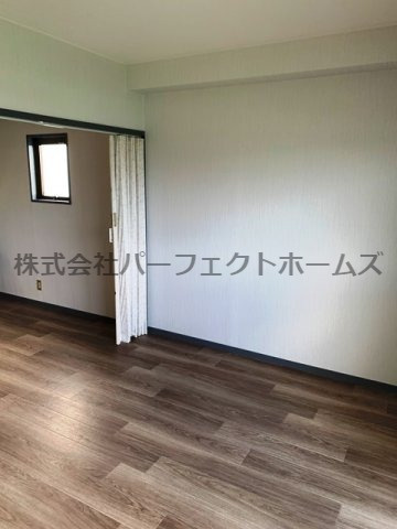 昭光マンションの洋室|コンパクトで使いやすい洋室です