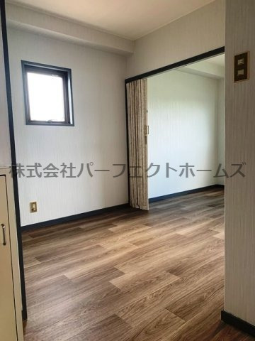 昭光マンションの洋室|個人の部屋や寝室として使える洋室です