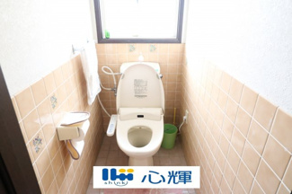 【トイレ】 | 宇部市草江中古二階建て | 一階のトイレです。
