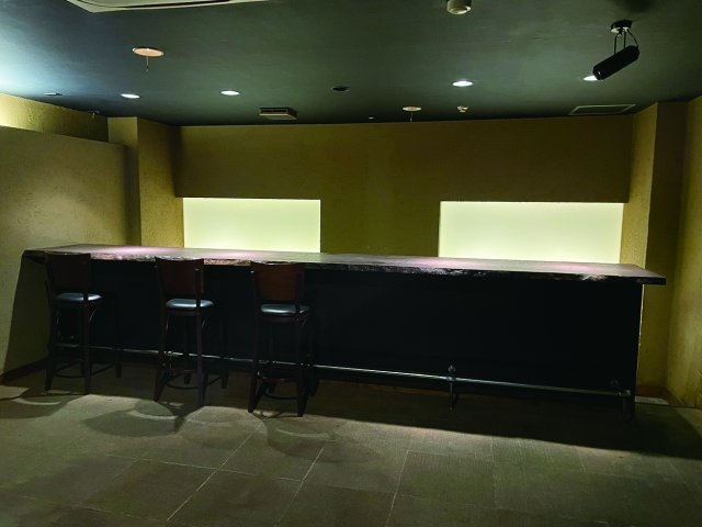 米子市朝日町　バニービル3F テナントの内装