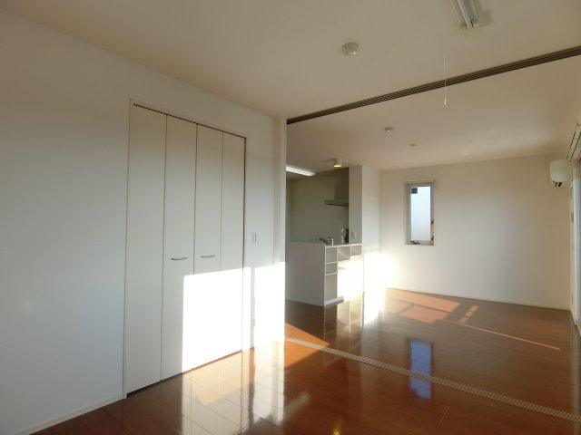 カーサ　エノンの洋室