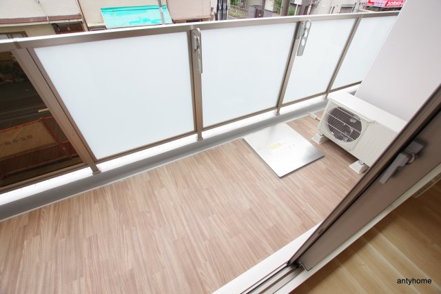 ライブカーサ城東中央　仲介手数料無料のバルコニー|広いバルコニーです♪