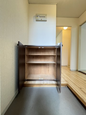 ホワイトハウス浜中の収納