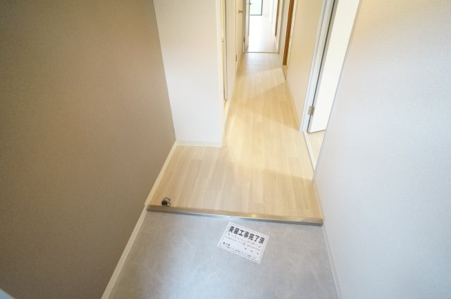 シャトーヌーヴォーの玄関|参考、同建物・同間取りの号室
