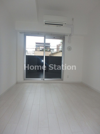 【洋室】 | ポルト・ボヌール梅田WEST