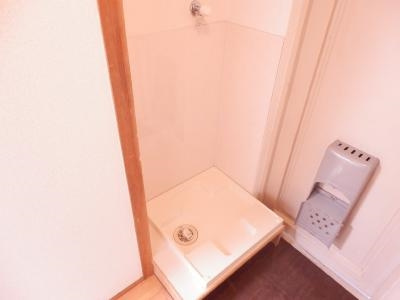 二条グランドハイツの設備|洗濯機室内設置可