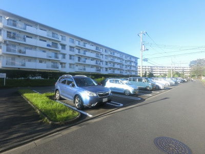 【駐車場】 | 洋光台南第２団地６－７号棟 | 平置き駐車場です。