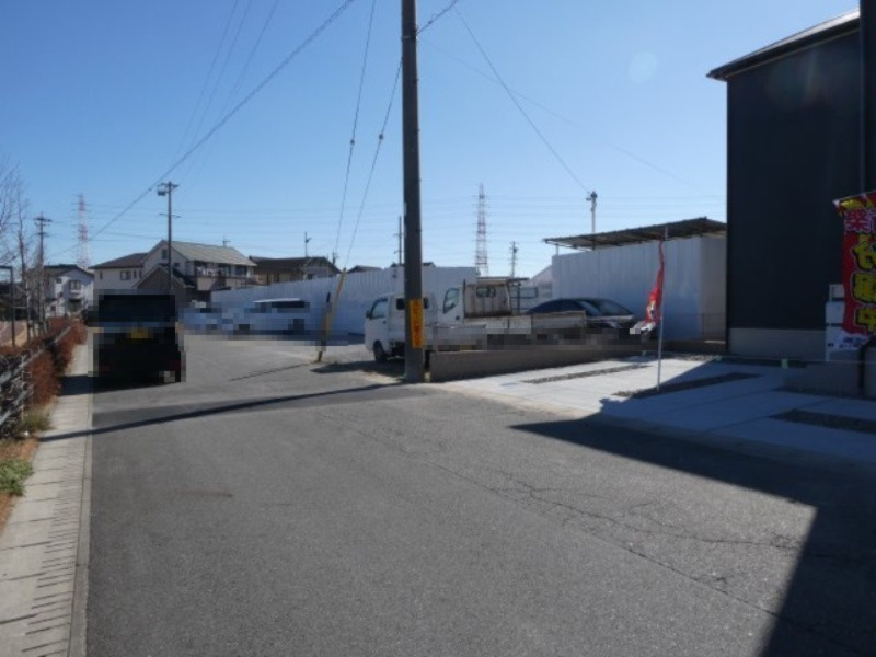 碧南市雨池町21-1期新築分譲住宅　2号棟の前面道路含む現地写真|碧南市雨池町21-1期新築分譲住宅前面道路写真です。北側公道約6.0ｍ