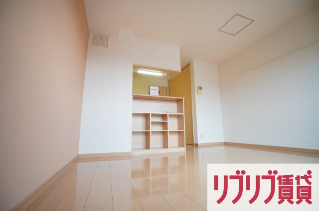 プレジールⅠの居間・リビング