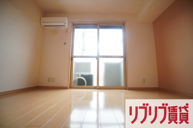 プレジールⅠの居間・リビング