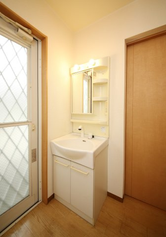 リベルテの独立洗面台