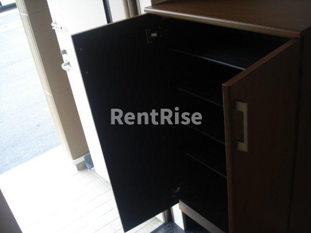 ウィステリアＡ棟|靴箱(イメージ)