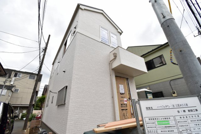 【外観】 | 三鷹井口Ⅱ期　1号棟 | 外壁はサイディング張りで高級感を演出