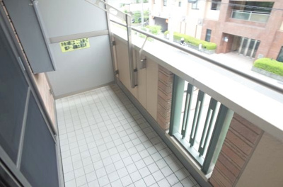 【バルコニー】 | オーベルジュ岡本