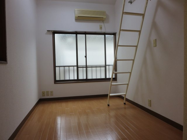 【洋室】 | 高円寺ロイヤルハイツ