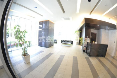 【エントランス】 | プレサンスタワー北浜 | 落ち着いたエントランスです